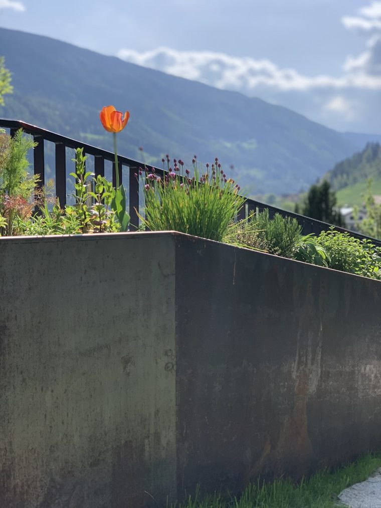 Blumentopf aus Cortenstahl
