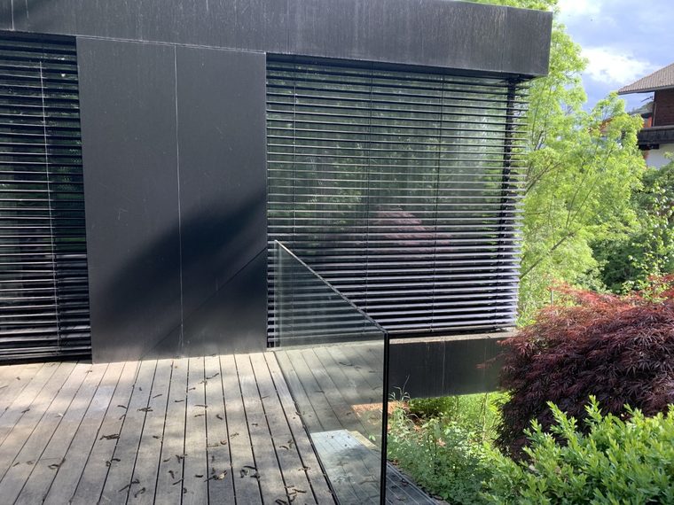 Glasgeländer, Privathaus in Mühlbach